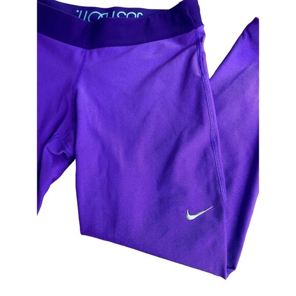 Nike Dri-Fit Purple Athletic Leggings Sz M Crop Fitted Yoga Gym Bottoms - Picture 5 of 6